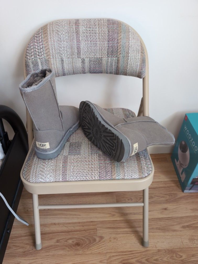Brand New UGG Boots size 8