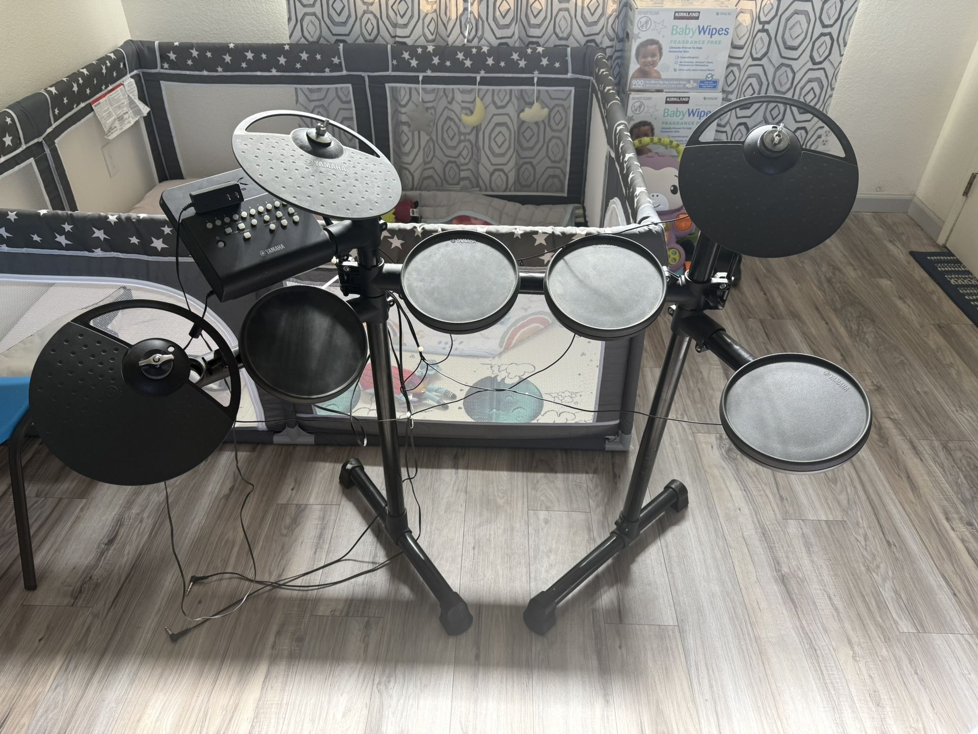 Electric Yamaha Drum Set
