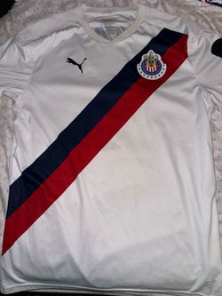 Chivas 16-17 away jersey