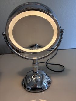 Corner Vanity Mirror. 