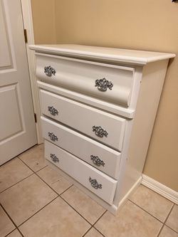 Dresser (read description)