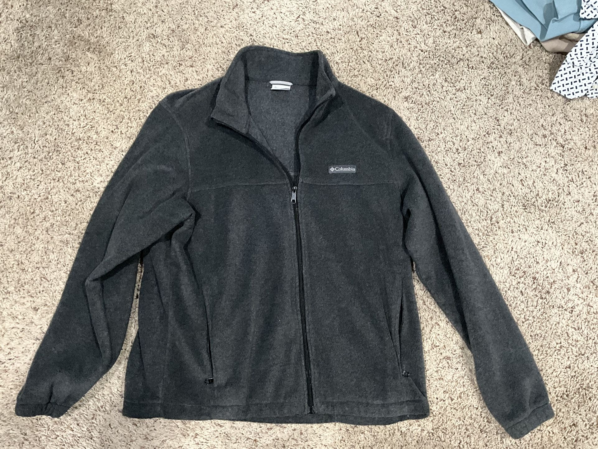 Columbia Grey Fleece Sweater β XL β $25 π§₯π₯