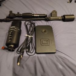 Samson G-Track Pro USB Studio Mic and Gator GFW-MIC-0822 Telescoping Boom Mic Stand Desktop 