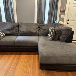 Kumasi 2 Piece Sofa Chaise