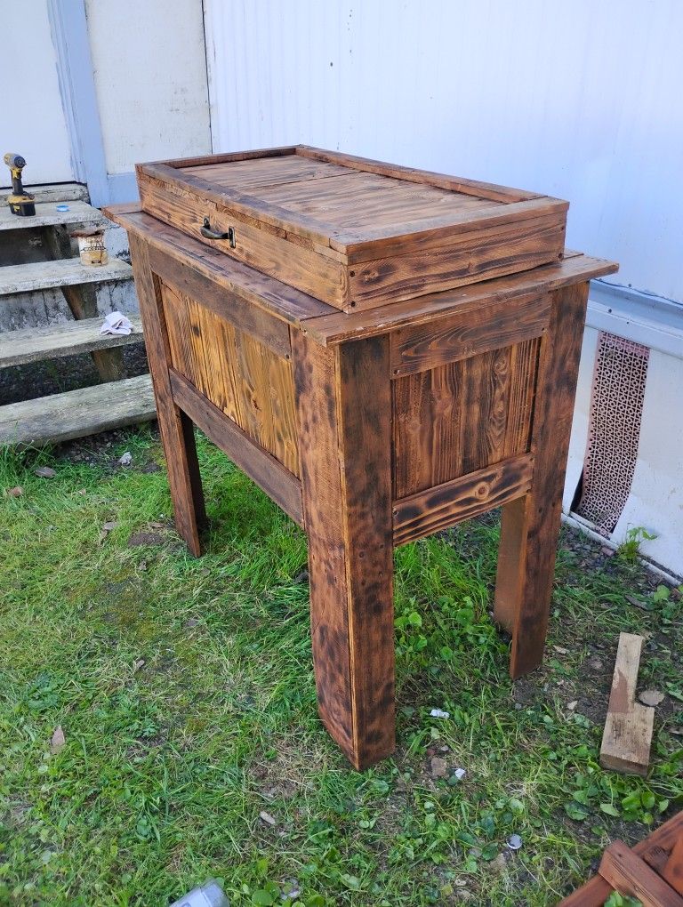 Hielera de Madera