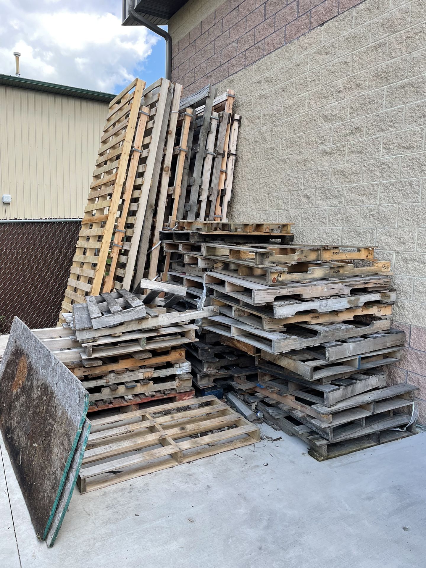 Wood Pallets