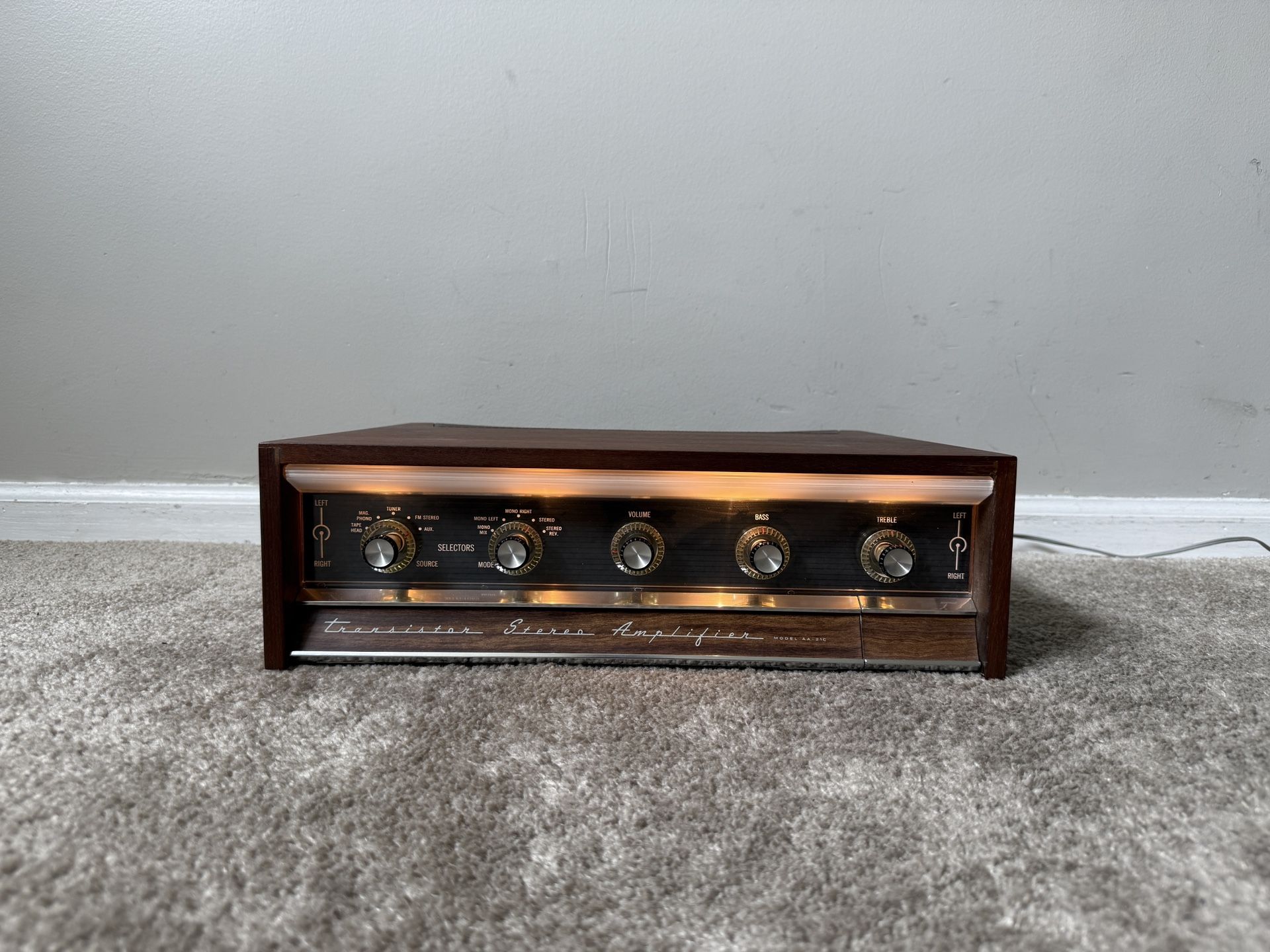 Heathkit AA-21C Home Stereo Audio Vintage Amplifier with a BAD Channel
