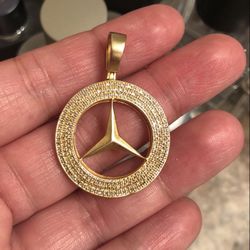 10k Diamond Pendant 