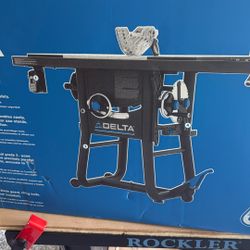 Dealt Table Saw