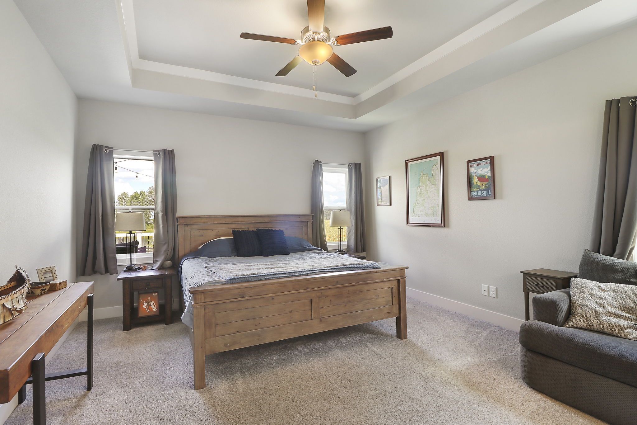 King Size Bed (mattress Optional)