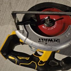 Dewalt Circle Saw 6 1/2
