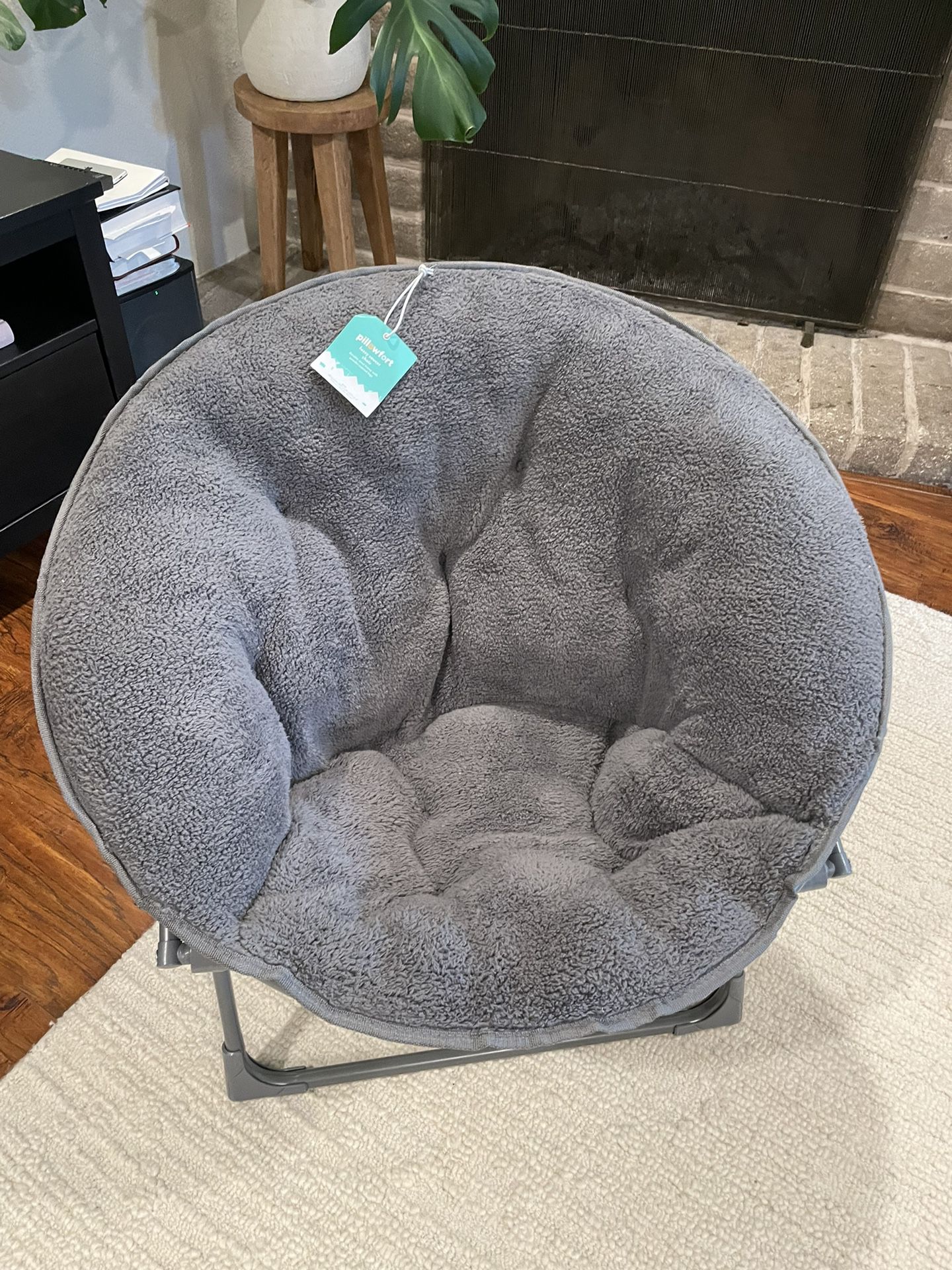 Pillowfort saucer chair