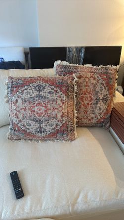 20x20 Pink Pillow Set