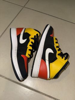 Jordan 1 Black Amarillo Orange (Women’s 6, 4.5Y)