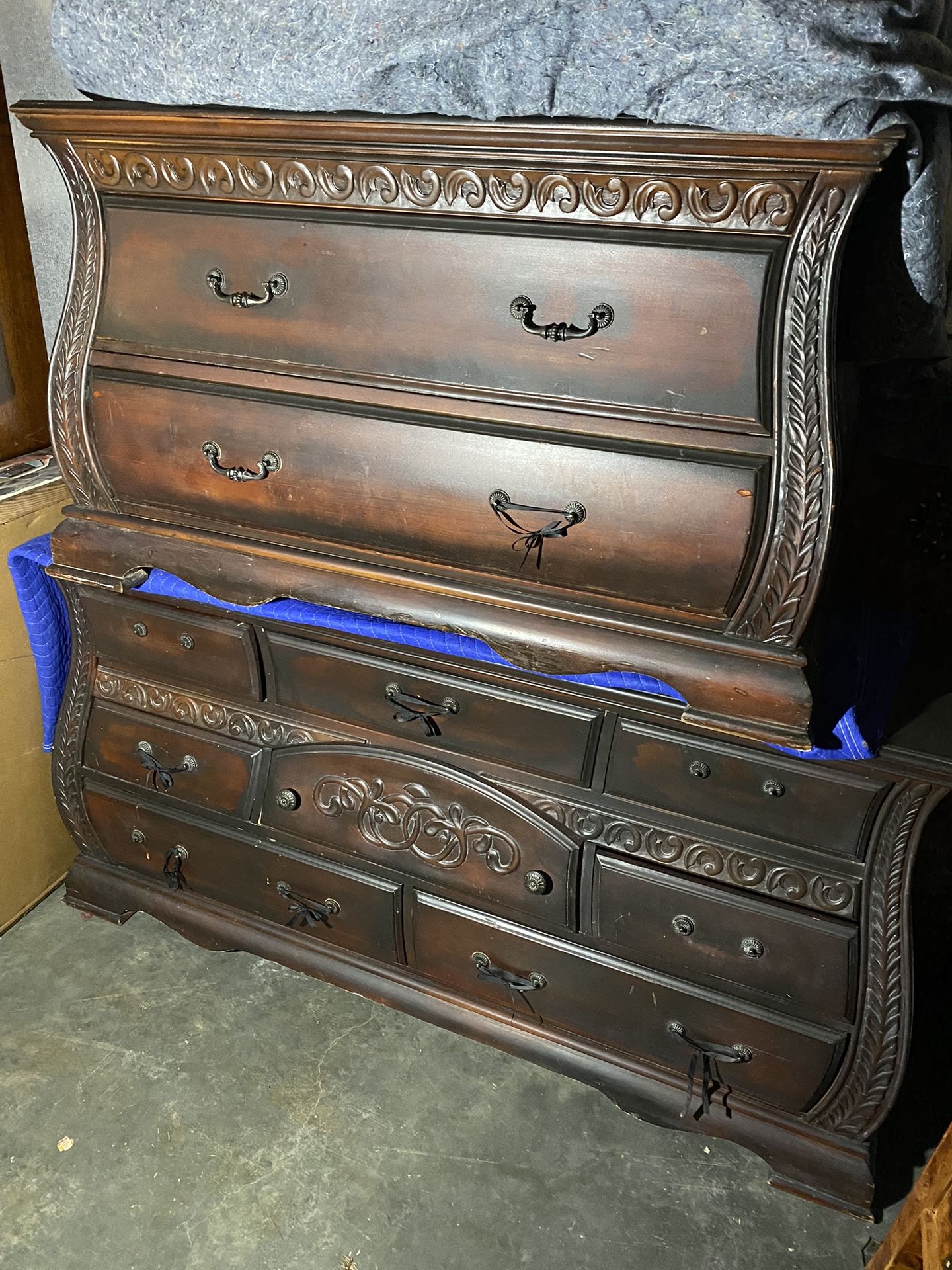 Dressers (2)
