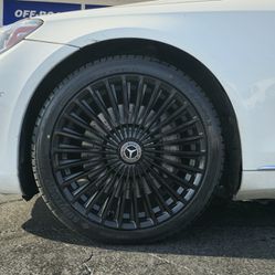 20” Inch Mercedes Rep Black  Rims 20x10 20x8.5 w/ Tires 245/40zr20, 275/35zr20 Sumitomo Tires
Financing Available 
