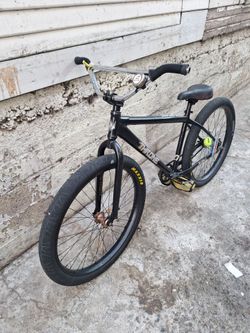 Throne The Goon XL 27.5 Black & Copper