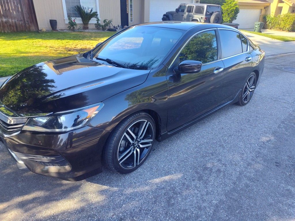 2017 Honda Accord Sport