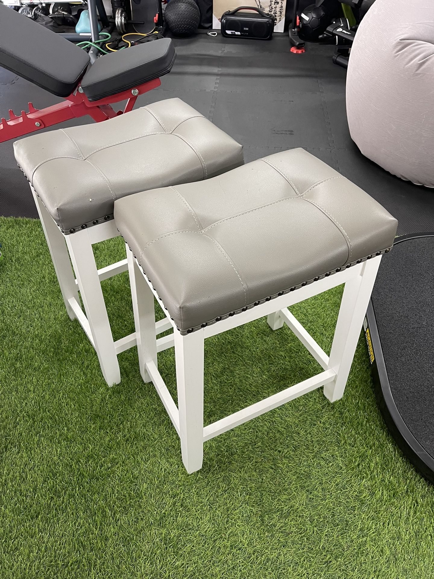 Bar Stools Set of 2, 24 Inches Counter Height Bar Stools, Gray Faux Leather Saddle Seat Bar Stools with Nailhead