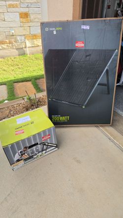 New Goal Zero Yeti 1500X Portable power station and 200 W Solar Panel briefcase.