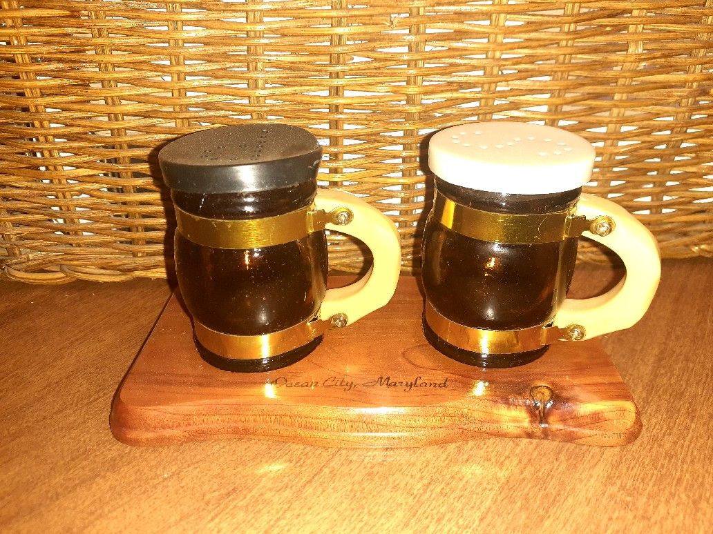 Ocean City Salt And Pepper Shakers