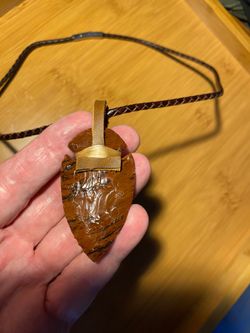 Arrowhead pendant necklace