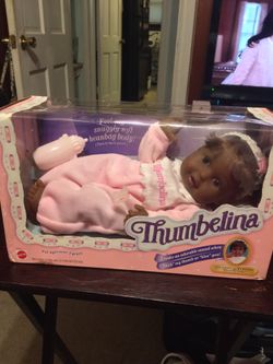Vintage Thumbelina nursery doll