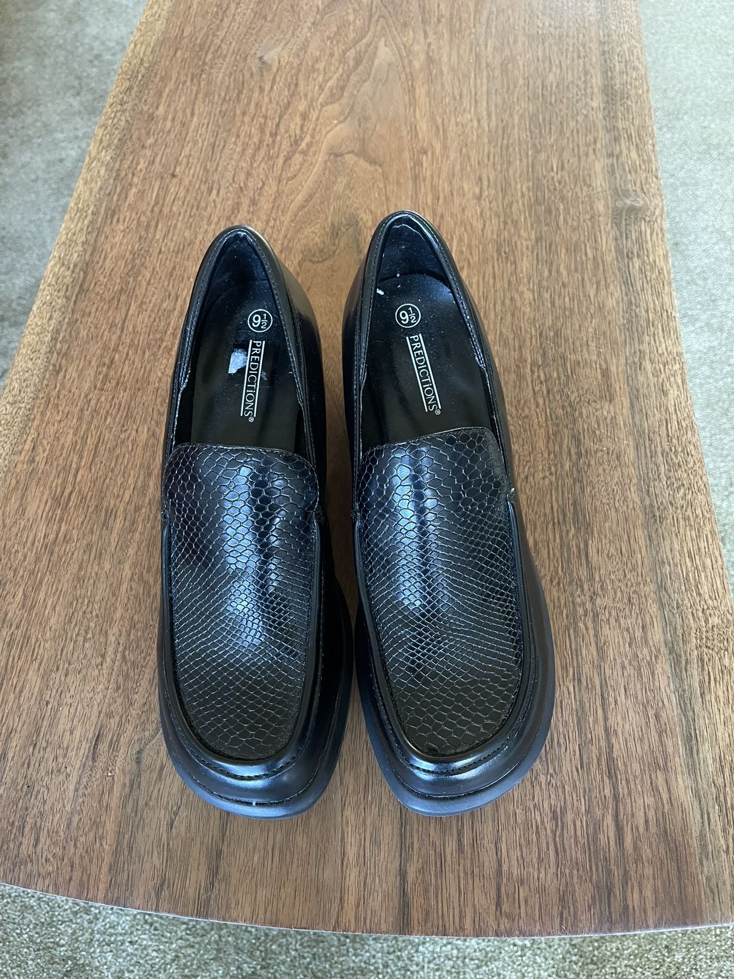 Size 9 1/2  Women’s Black Dress Shoes.  Never Worn. Brand New Cond!