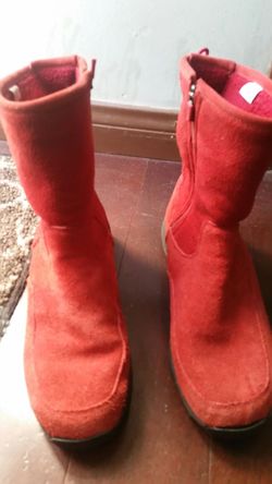 L. L. Bean red suede boots Size 11