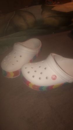 Crocs size 6