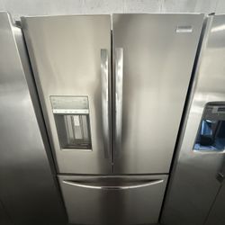 Frigidaire Refrigerator “36 ( Refrigeradores )
