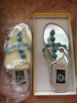 Silver Colored Sandals With Blue Stone-like Accent