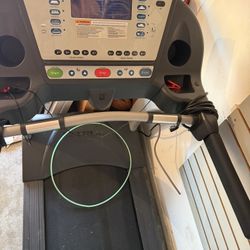 True Fitness PS100 Treadmill. 