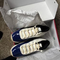 Size 8.5 Rare AIR JORDAN BRAND NEW(never worn)