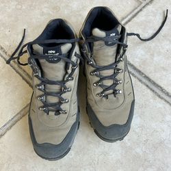 New Balance 976 Women Hiking Boots Size 10