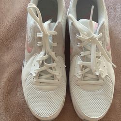 Nike Air Make Excee 