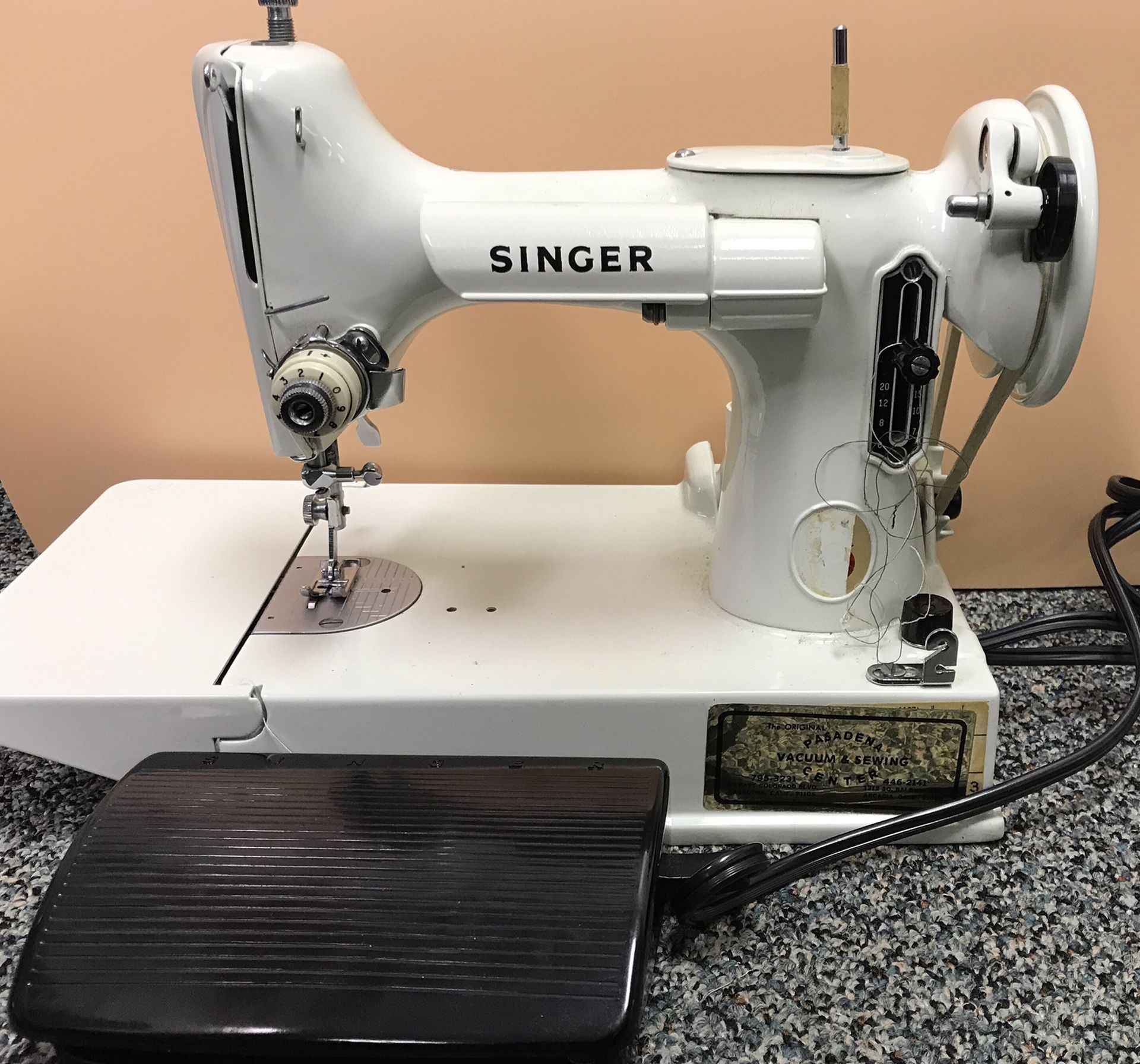 Singer Model 221K Featherweight Sewing Machine