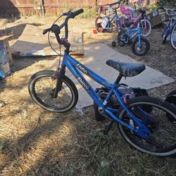 Boys Bike size 18$45