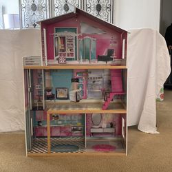 Barbie Dream House