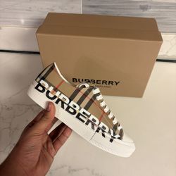 Burberry Shoes 