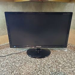 Samsung SyncMaster 21.5" HD LED Monitor
