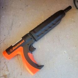 Ramset 22 Powder Actuated Tool. Retails Around $120 With Taxes! In Excellent Condition! Herramientas actuadas/accionadas por pólvora