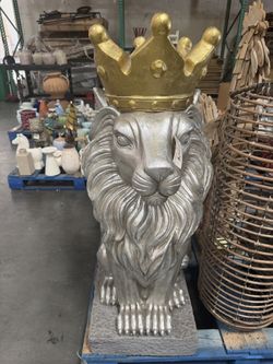 King Lion Statuary 3ft