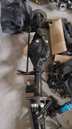 MUSTANG Strange 9" Rearend for Minitubbed Fox/SN NEW