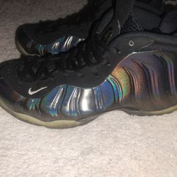 Nike Foamposite Hologram 