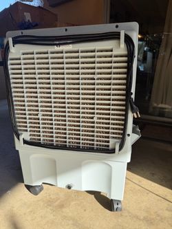Three speed swamp cooler