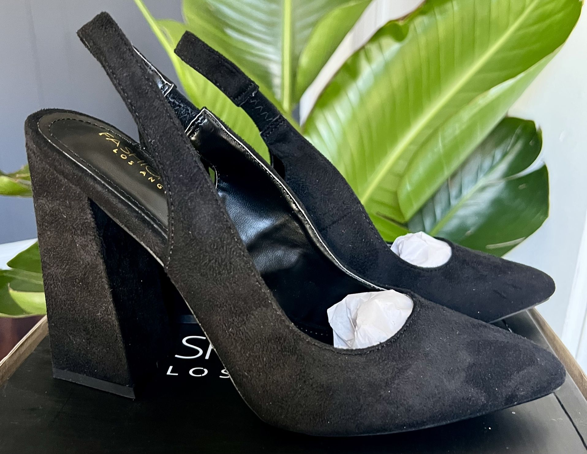 Black Chunky Heel -FashionNova