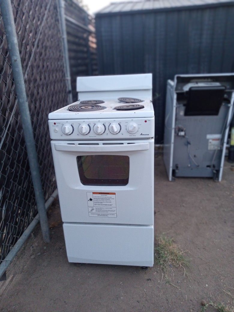 Amana Electric Stove