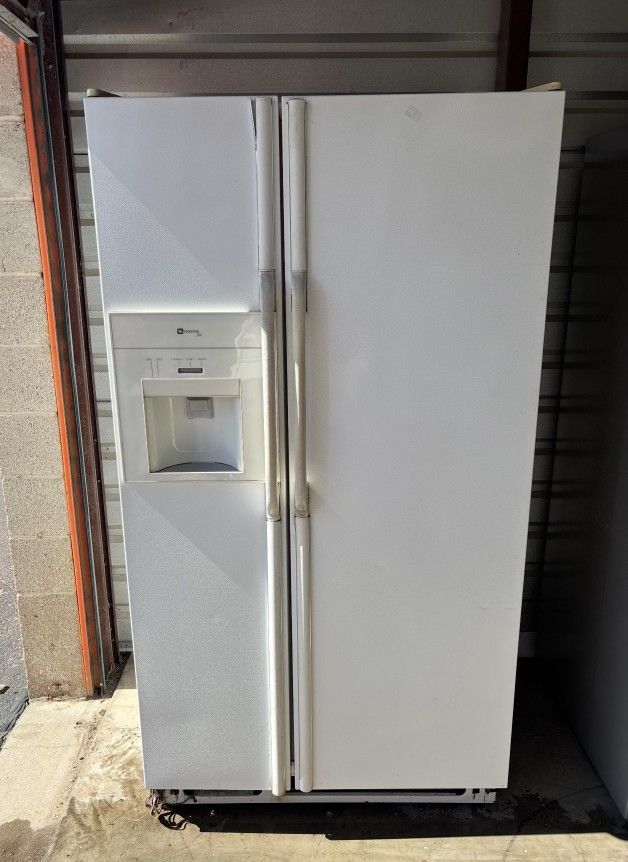 White Maytag Refrigerator And Freezer