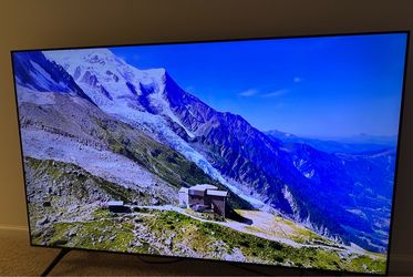 Samsung 70 Inch Ulta thin TV